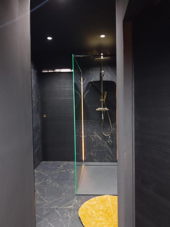 Nuit Romantique - Jacuzzi - Beziers - Romance Royale Exterior photo